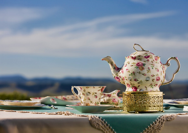 Tea with Dee Tea Set. Photo by Larny Mack Photography